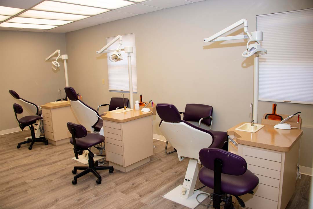 Orthodontist in Edison, NJ | Sheldon Waltuch Orthodontics